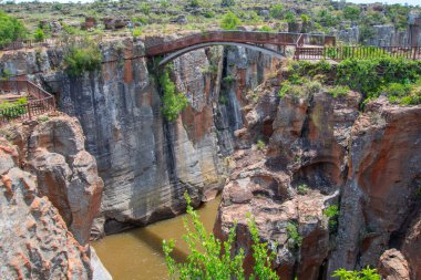 Kanada 'daki ünlü Memphremagog Gölü manzarası  