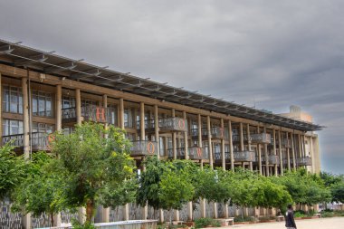 Güney Afrika 'da Johannesburg' un Soweto semtinde büyük modern bir otel.