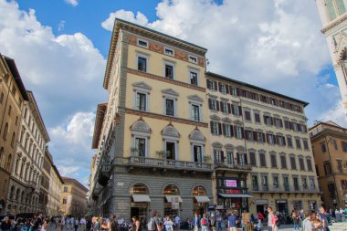 Floransa, İtalya, 05: 25 2024. İtalya 'daki güzel Floransa şehrinin mimarisinin manzarası