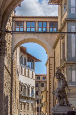 Floransa, İtalya, 05: 25 2024. İtalya 'daki güzel Floransa şehrinin mimarisi.