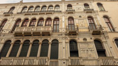 Venedik, İtalya, 3 Haziran 2024, İtalya 'daki ünlü Venedik şehrinin mimarisinin manzarası