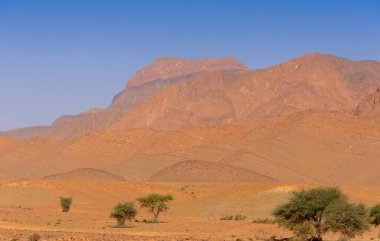 Anti Atlas 'ın merkezinde Fas' ın dağlık manzarası.