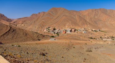 Tafraoute kasabasından görülen Fas Yüksek Atlas Dağları