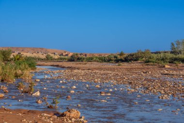 River, Fas 'ta Ait Ben Haddou şehrinin yakınlarında..