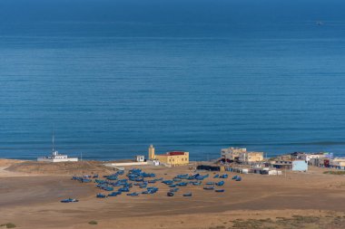 Fas kırsalının deniz manzarası Safi bölgesinde yol boyunca görüldü.