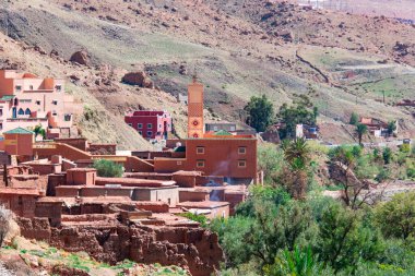 Fas 'taki ünlü Ait Ben Haddou kalesinin manzarası.