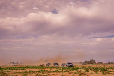 Zagora ve Tata şehirleri arasındaki Fas ovasında bir kanyon.