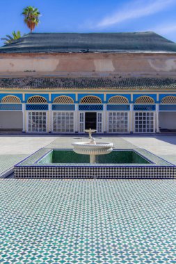 19 Ekim 2024, Marakeş, Fas. Marakeş, Fas 'taki Medersa Ben Youssef' in mimari detayları