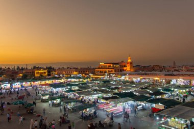 17 Ekim 2024, Marakeş, Fas. Fas, Marakeş 'teki ünlü Jemma El Fna Meydanı