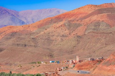 Fas 'taki ünlü Ait Ben Haddou kalesinin manzarası.