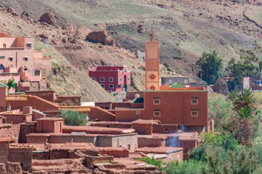 Fas 'taki ünlü Ait Ben Haddou kalesinin manzarası.