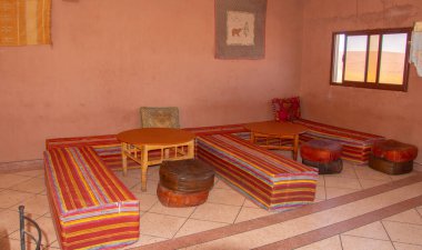 Fas 'ta eski bir evin iç manzarası.