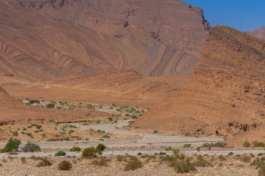 Tafraoute kasabasından görülen Fas Yüksek Atlas Dağları