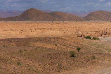 Tafraoute kasabasından görülen Fas Yüksek Atlas Dağları