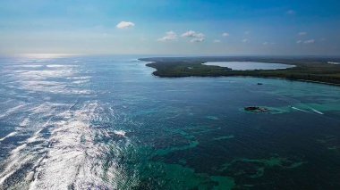 Güzel denizin havadan görünüşü 