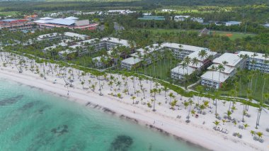 Punta Cana, Dominik Cumhuriyeti 'ndeki Bavaro Sahili' nin havadan görünüşü