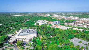 Punta Cana, Dominik Cumhuriyeti 'ndeki Bavaro Sahili' nin havadan görünüşü