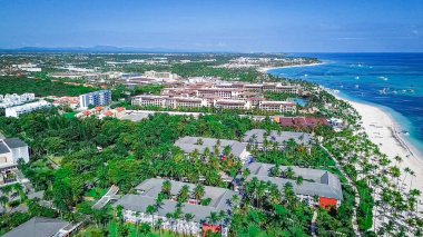 Punta Cana, Dominik Cumhuriyeti 'ndeki Bavaro Sahili' nin havadan görünüşü