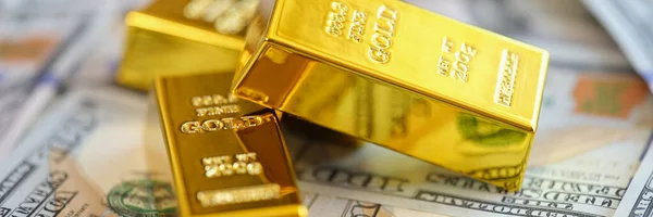 Zlaté Cihly Pozadí Amerických Dolarů Bankovek Pojem Ceny Zlata Směnných — Stock fotografie