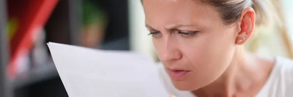 Close Woman Serious Face Reading Document Manager Businesswoman Checks Financial — Zdjęcie stockowe