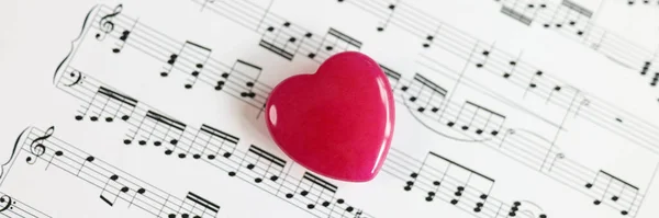 Top View Small Red Heart Paper Sheet Musical Notes Close —  Fotos de Stock