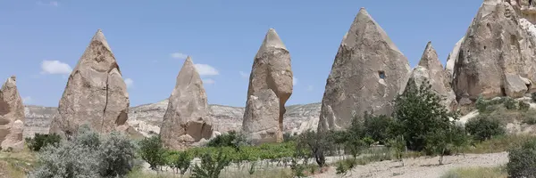 Cappadocialandschap Met Oeroude Rotsformatie Zonnige Dag Museum Feeënschoorstenen Cappadocië Turkije — Stockfoto