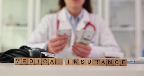Medical Bill Insurance Doctor Counts Cash Dollar Health Insurance Financial — Stock Video