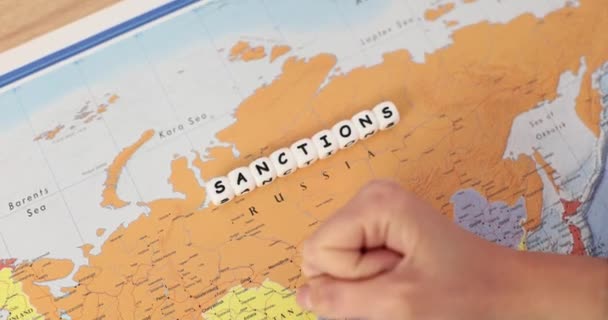 Санкции Против России Являются Карточкой Кулаком Экономические Политические Санкции Против — стоковое видео