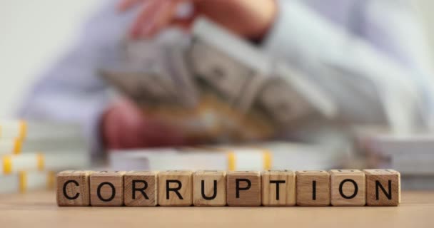 Culpable Cuenta Dinero Robado Delante Palabra Corrupción Bloques Madera Oficina — Vídeos de Stock