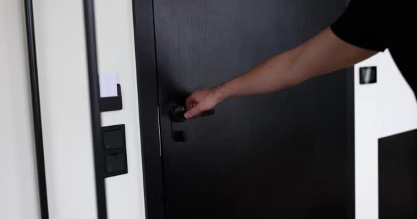 Žena Používá Elektronický Klíč Hotelu Žena Ruka Otevřená Černá Ruka — Stock video