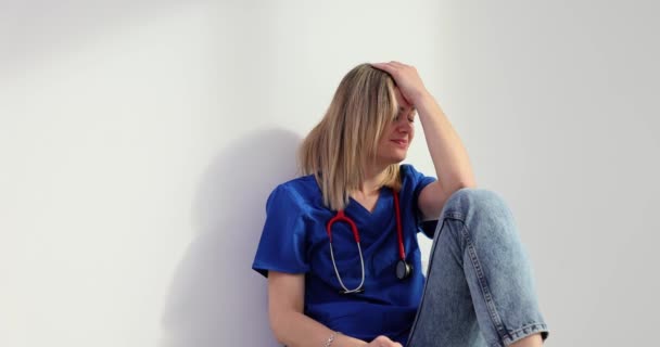 Doctor Woman Overtired Stressed Looks Sad Hospital Corridor Medical Error — Stock Video