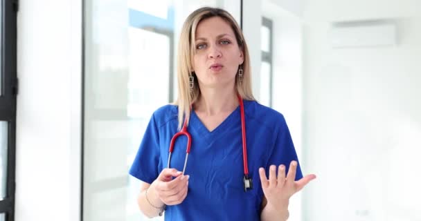 Woman Doctor Blogger Talking Treatment Disease Camera Movie Medical Blogging — стокове відео