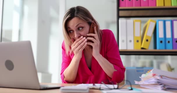 Woman Secretary Telling Gossip Mobile Phone Her Desk Office Movie — Video