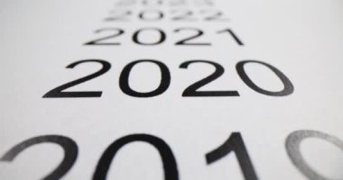 Yıl değişimi 2018 'den 2024' e. Geçmiş ve gelecek için planlama