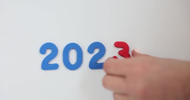 从2023年改为2024年 新年机会和未来概念 — 图库视频影像