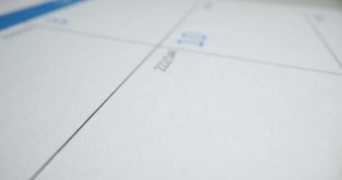 Takvim sayfaları yılın günlerini sayıyor. Gündem ve gelecek planı