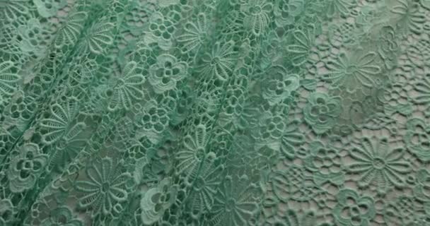 精美的薄荷绿色花边面料与花纹 漂亮的花织物 — 图库视频影像
