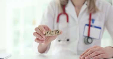 Cinsel yolla bulaşan hastalıkların farkındalığı ve önlenmesi. STD belirtileri ve hastalıkların tedavisi