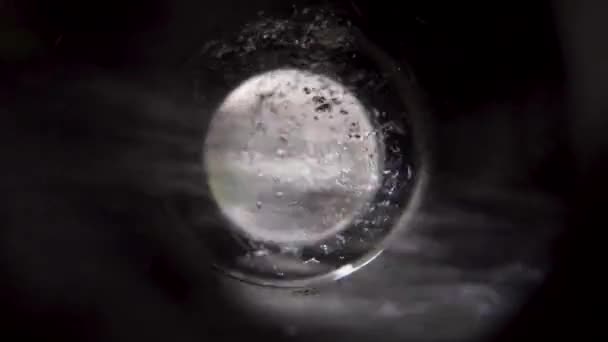 Filmagem Bolha Fluxo Rápido Tubulação Água Quente Fábrica Energia Térmica — Vídeo de Stock