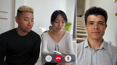 Üç arkadaş ortak bir ekran çevrimiçi görüşmesine katılıp proje fikirlerini tartışıyorlar. Evlerinde işbirlikçi bir atmosferin keyfini çıkarırken aynı bakış açısını ve bakış açısını paylaşıyorlar..