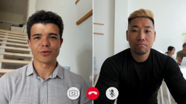 İki adam çevrimiçi bir video görüşmesi yapıyor, görüşlerini paylaşıyorlar ve fikir alışverişinde bulunuyorlar. Biri kapalı bir yerde, merdiven zemininde, diğeri ise modern bir kafe ortamında..