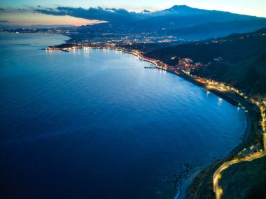 İtalya 'da volkan etna ve taormina