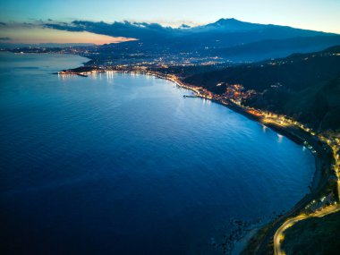 İtalya 'da volkan etna ve taormina