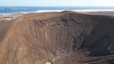 İsrail 'in kuzeyindeki Akdeniz dağlarının manzarası.