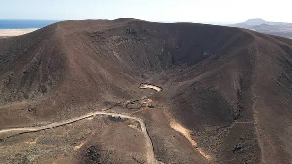 Kanarya adalarındaki zarotun havadan görünüşü.