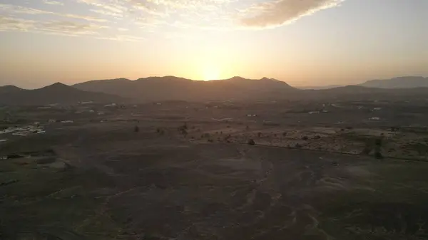 Dağlarda güzel bir gün batımı