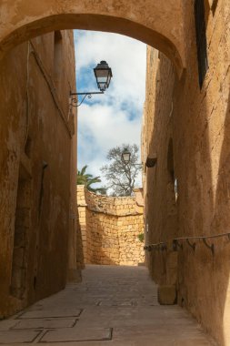 Walking around Victoria, the big Citadella of Gozo in Malta