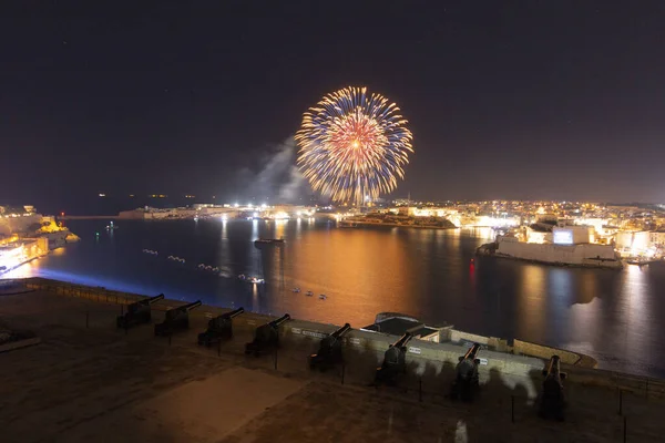 Malta Fireworks Festival 2023 Vid Vallettas Hamn Ett Spektakel Ljus — Stockfoto