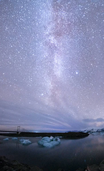 galaksi; evren; gece; elmas; gökyüzü; bilim; yıldızlar; mavi; kış; soğuk