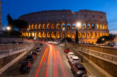 Modern dünyanın yedi harikasından biri bu. Büyüleyici bir yer, tarihle dolu... ve ışık dolu.